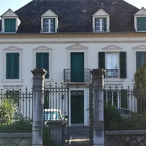 appartement-calme-et-chaleureux-montagne-et-cures.midi-pyreneeshotels.com/